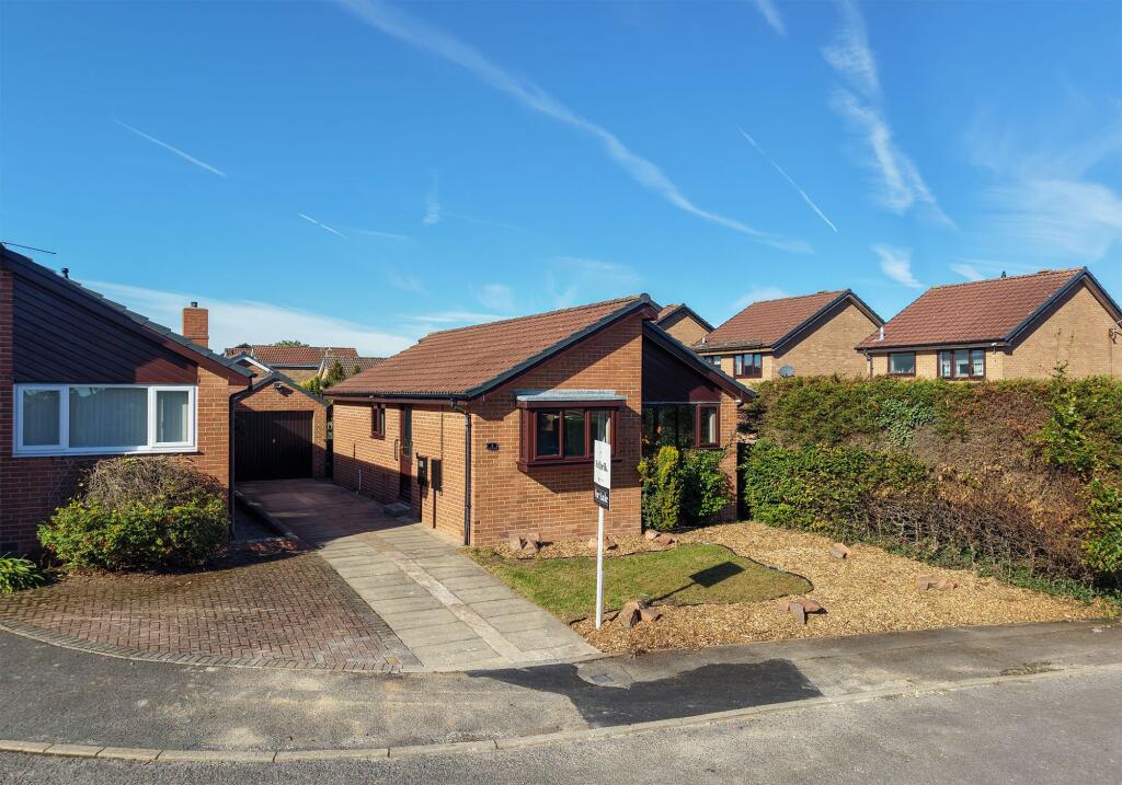 Main image of property: Ringwood View, Brimington, S43