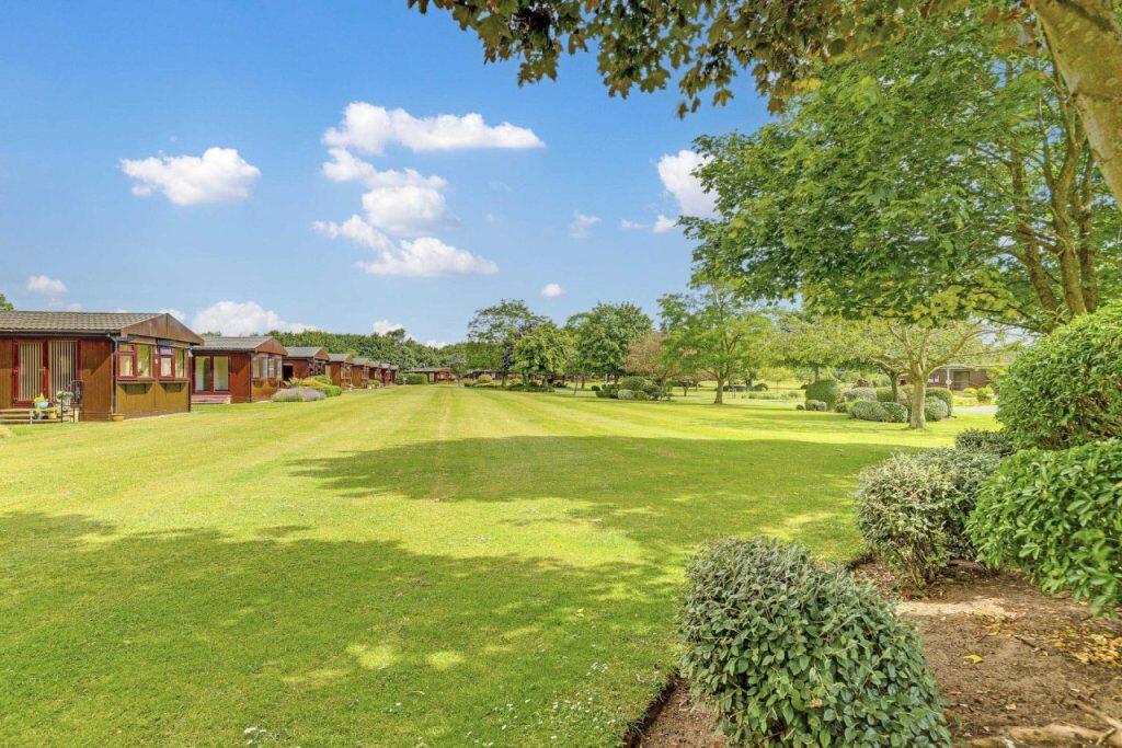 House in West Lindsey, Torksey CP - View 4