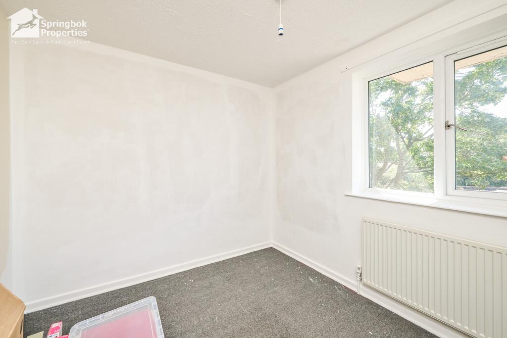 Apartment in Northamptonshire, North Northamptonshire - View 5