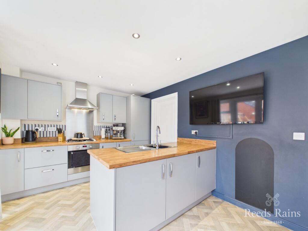 House in Guisborough, Hutton Village - View 4
