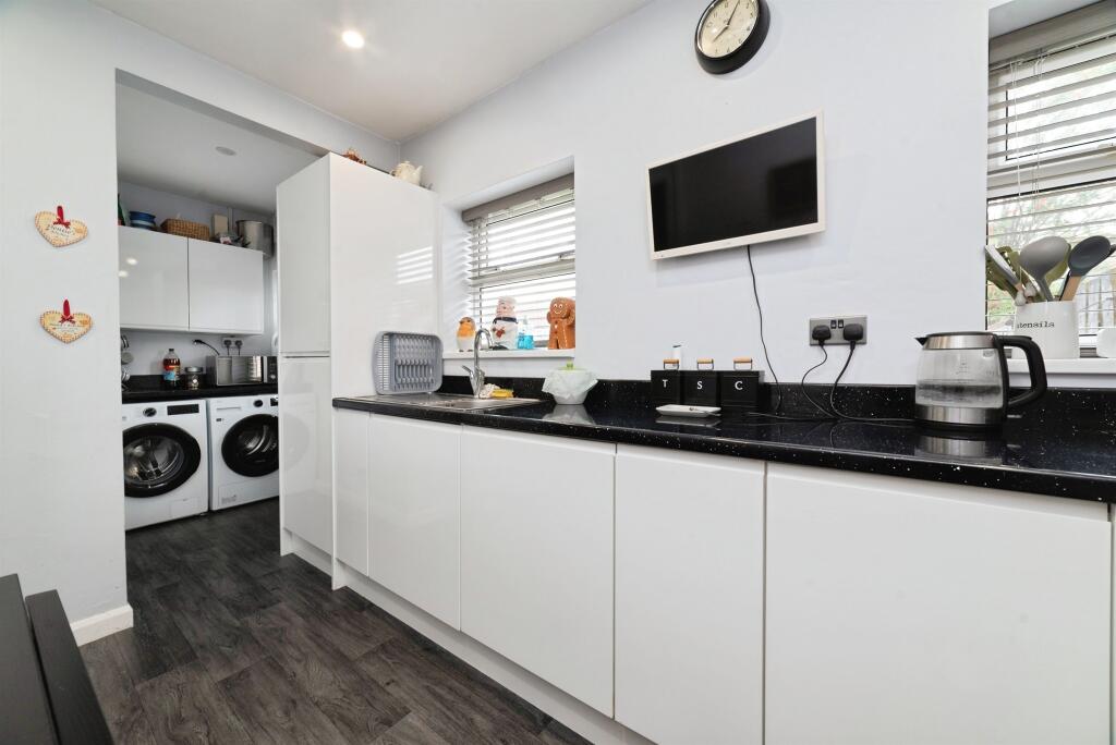 House in Hull, Kingston upon Hull - More