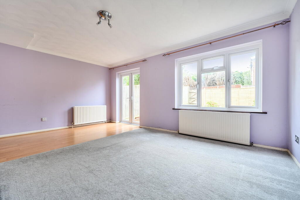 House in Gillingham, Medway - More