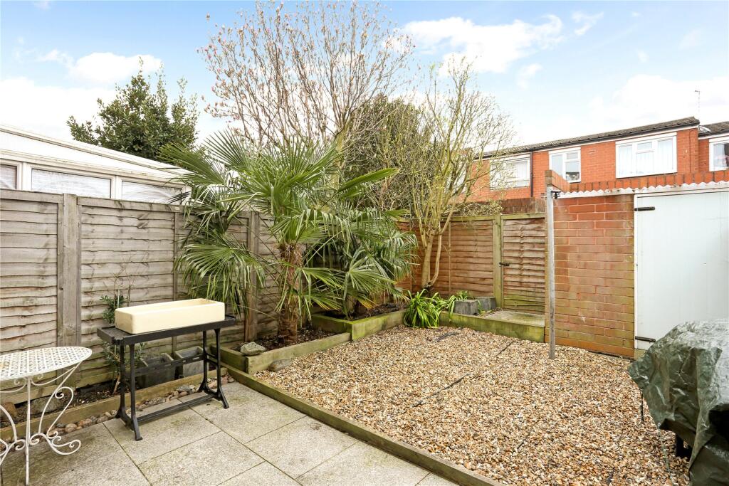 House in London - View 5