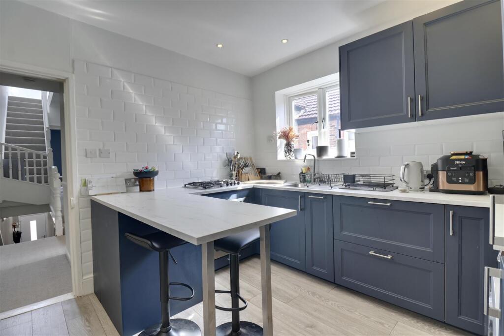 Apartment in Portsmouth - View 3