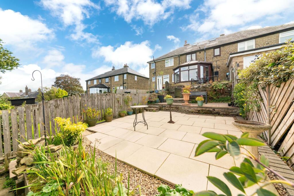 Thong Lane, Holmfirth, HD9 photo 4