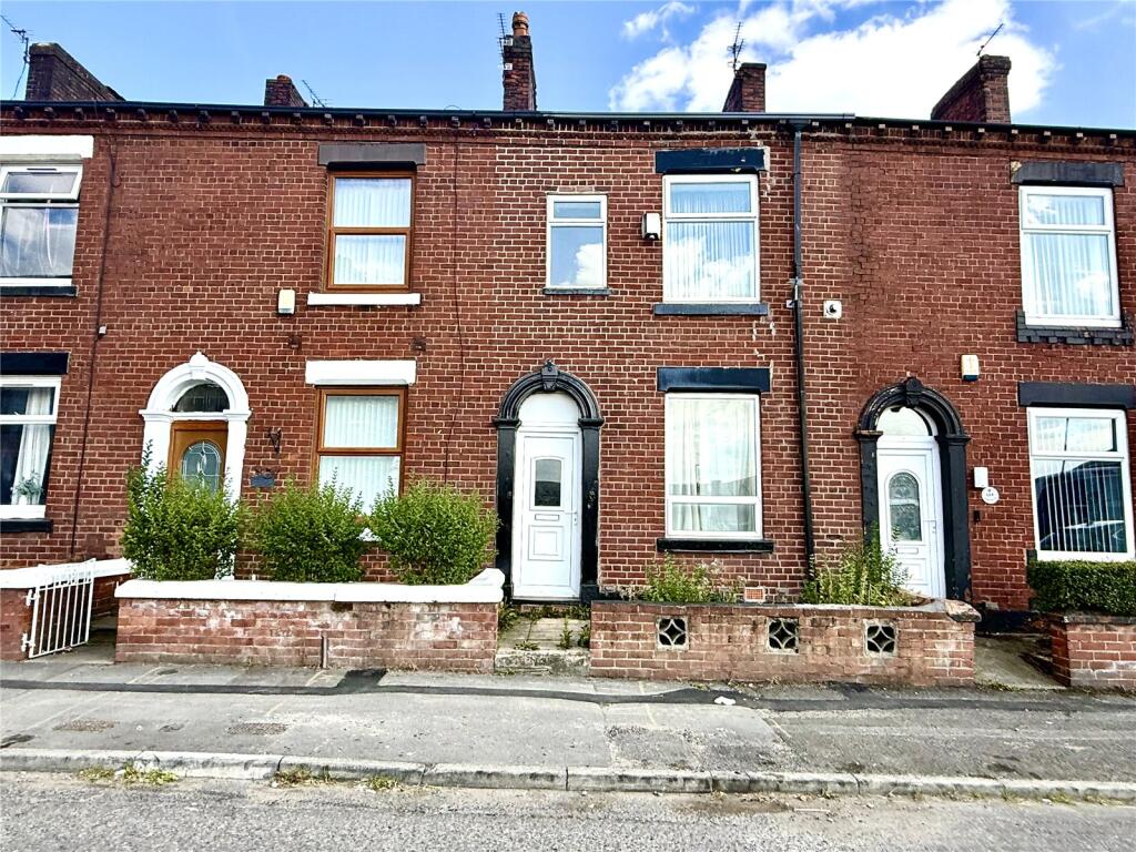 Main image of property: Fields New Road, Chadderton, Oldham, OL9