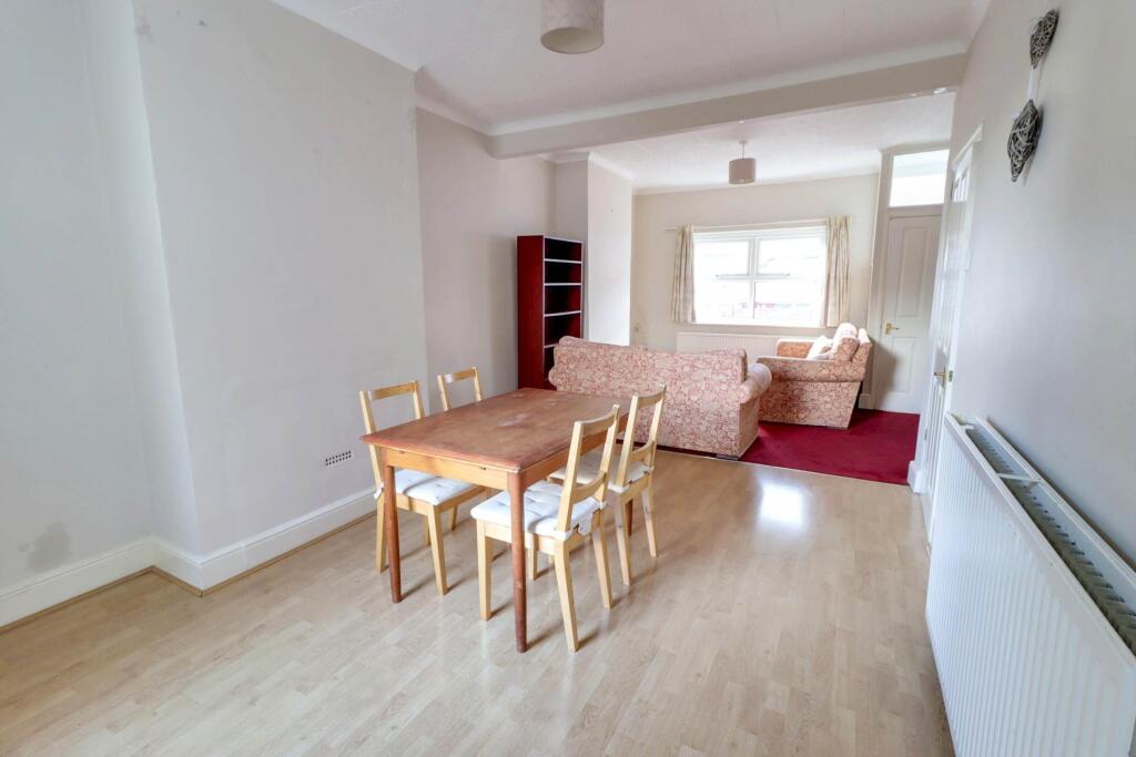 Blenheim Road, Reading - View 4