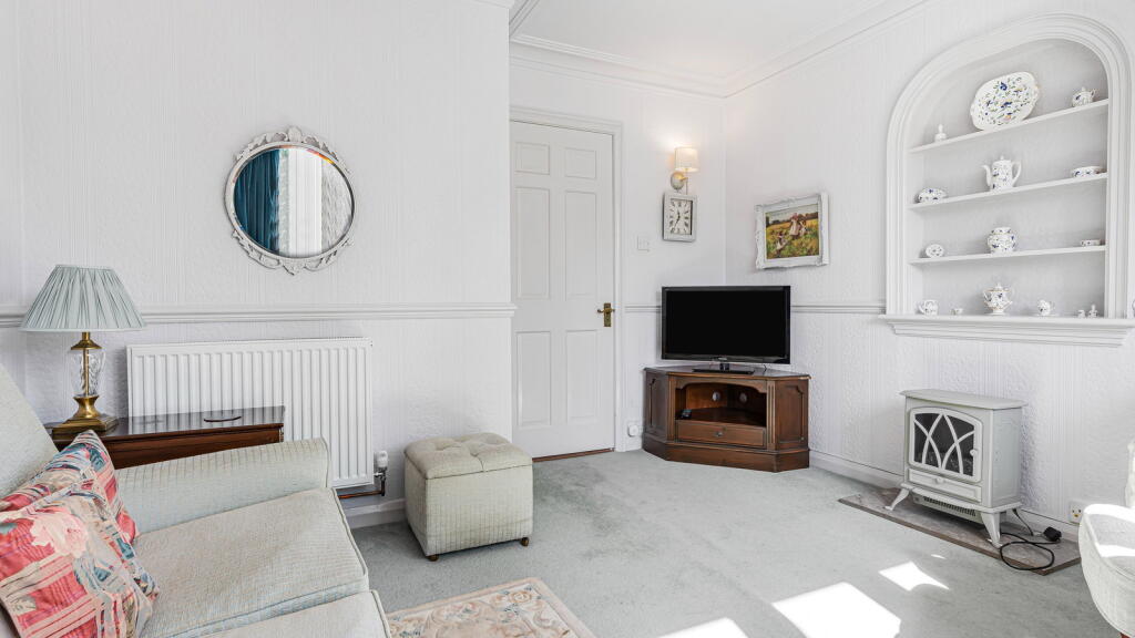 Additional image 13 of El Castano, Hampton Lane