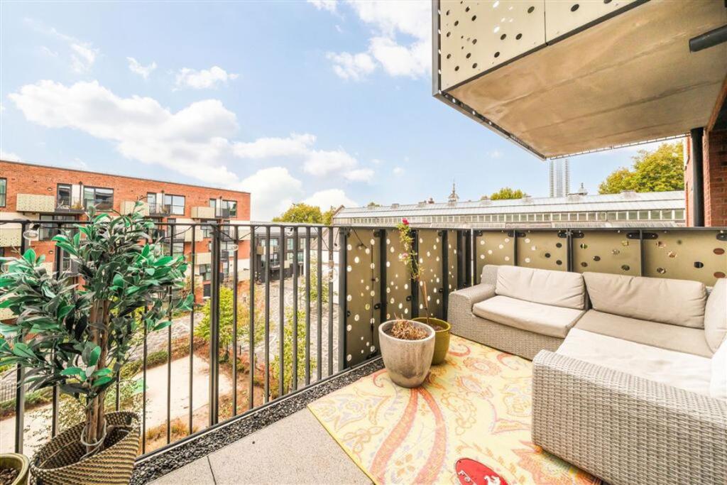Apartment in London - View 4