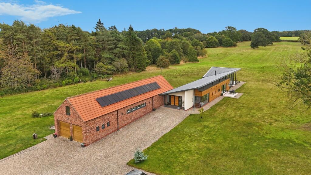 Main image of property: Chantry Lane, Etton, Beverley, HU17 7PE