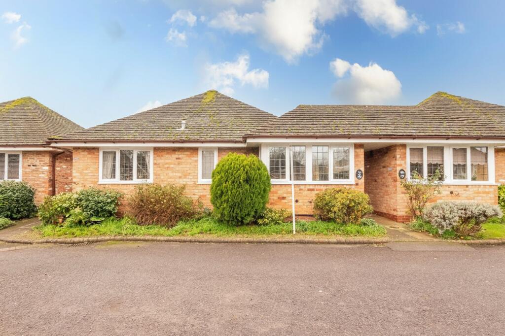 Main image of property: Avon Meadow Close, Stratford-Upon-Avon, CV37