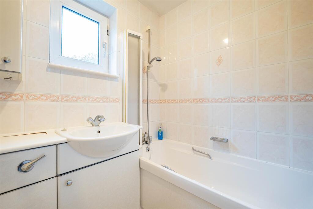 House in Preston, Bamber Bridge - View 4