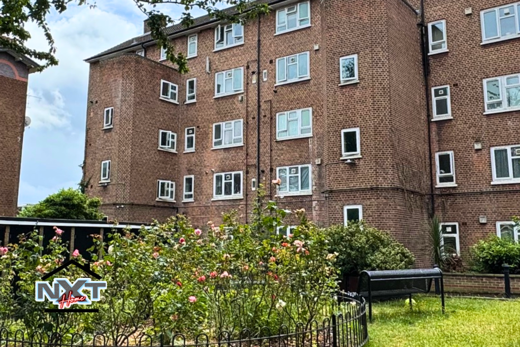 Keir Hardie Estate, Springfield, London, E5 photo 2