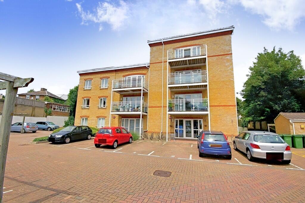 Main image of property: Tonbridge Road, Maidstone, Kent, ME16