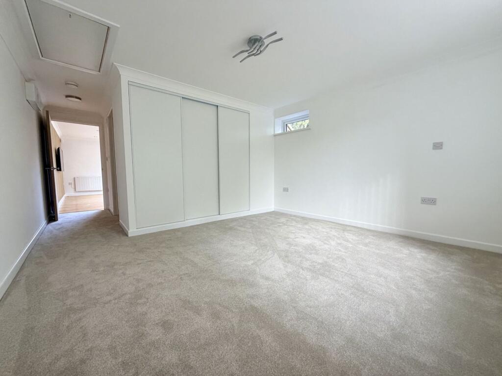 House in Canterbury - More