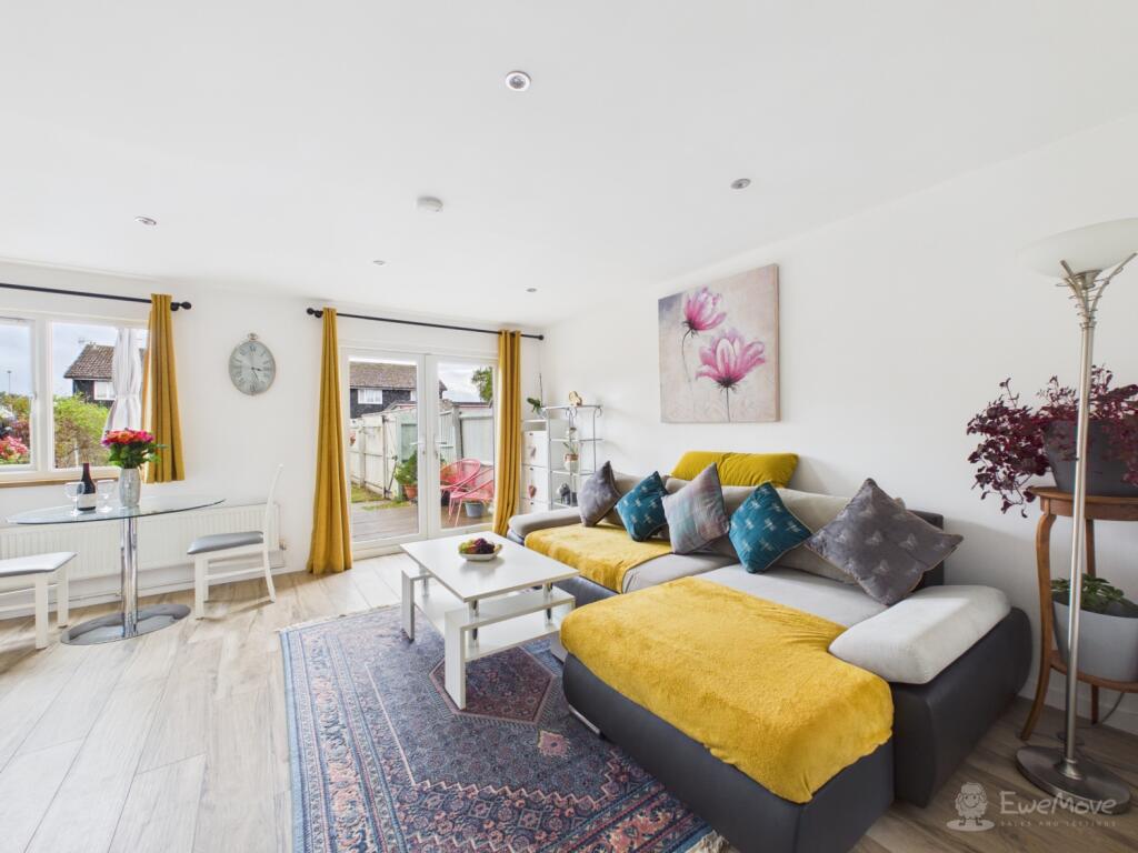 House in West Suffolk, Studlands Park, Newmarket - View 3