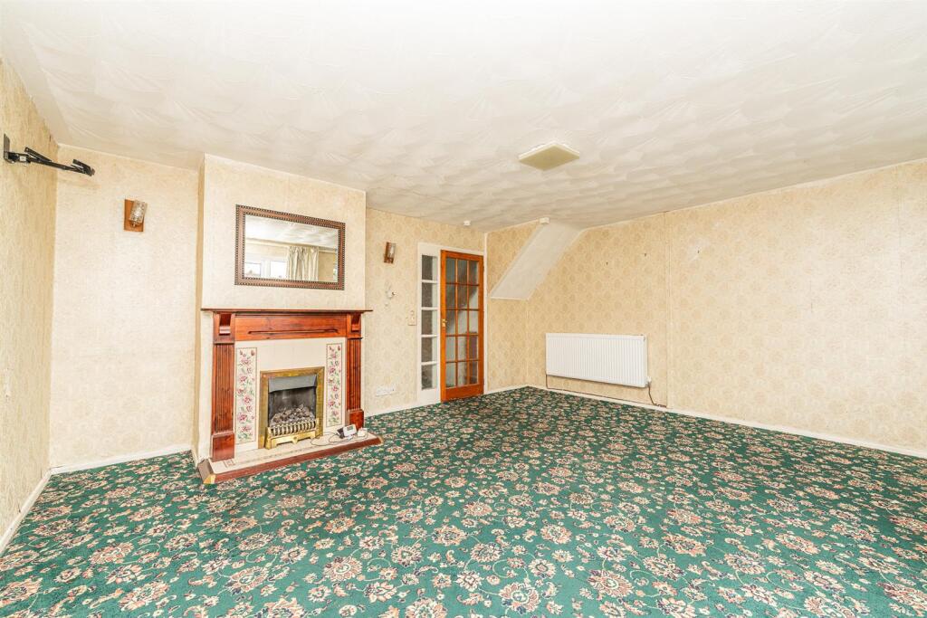 House in Walsall - More