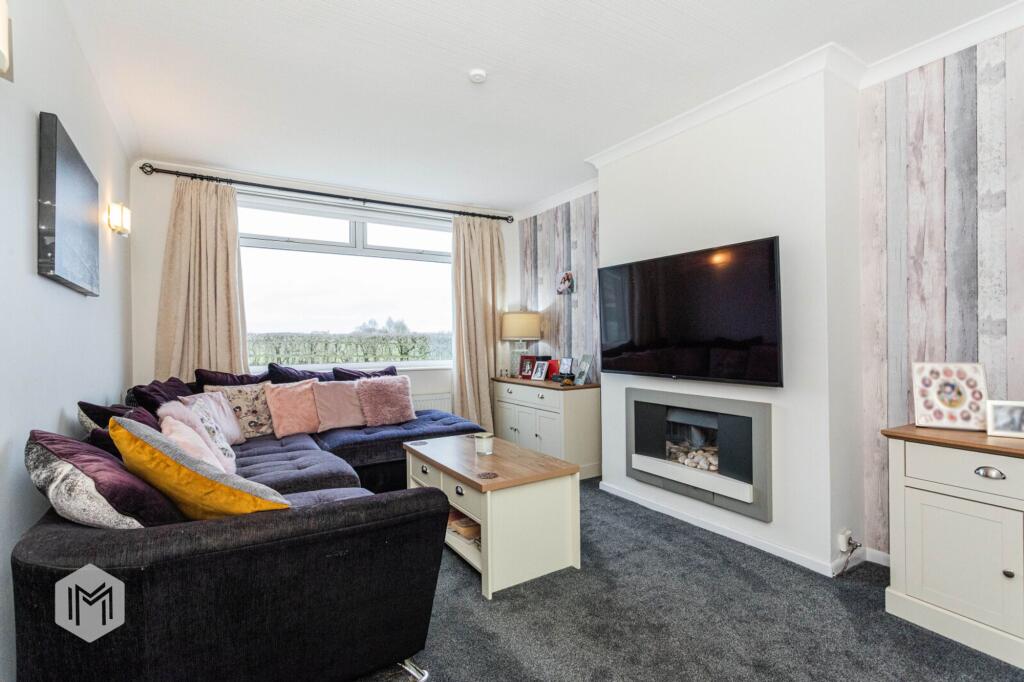 Brodick Drive, Bolton, BL2 photo 2