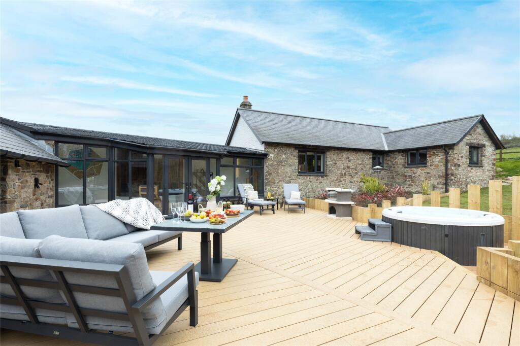 Main image of property: Horns Cross, Bideford, Devon, EX39
