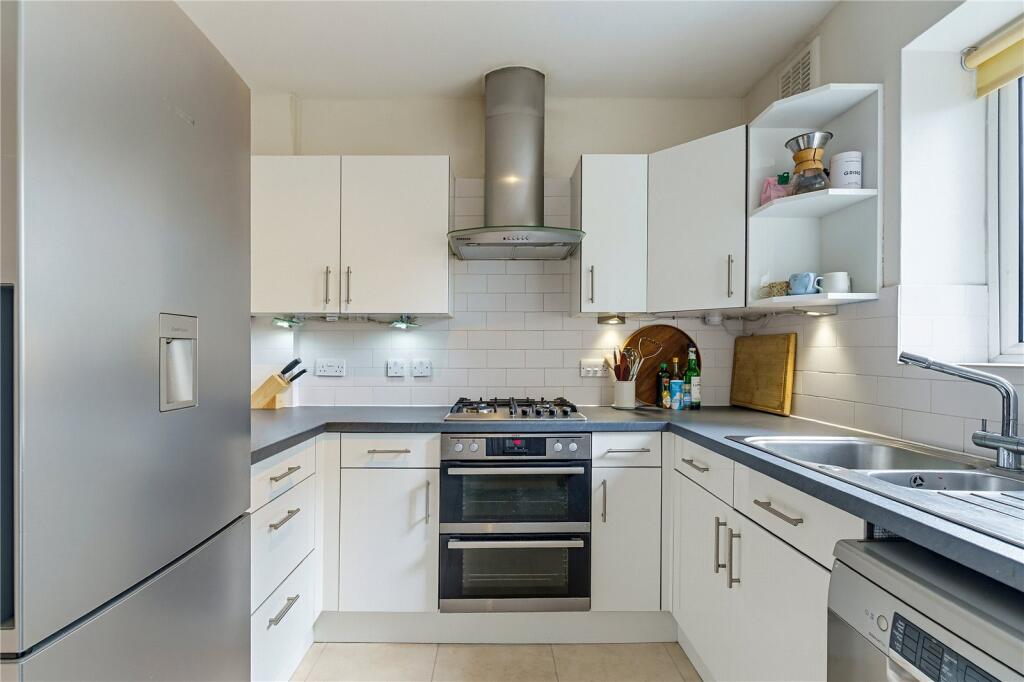 Apartment in London - View 2