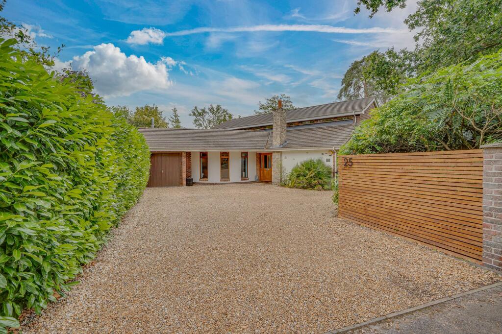 Main image of property: Merdon Avenue, Chandler's Ford, SO53