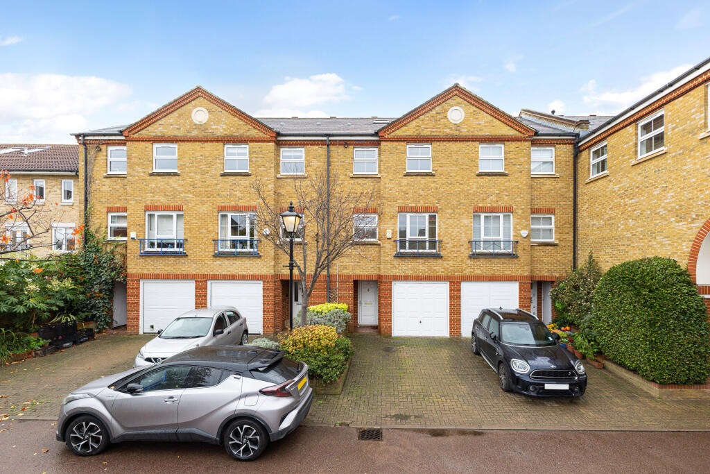 Main image of property: Malthouse Drive, London, W4