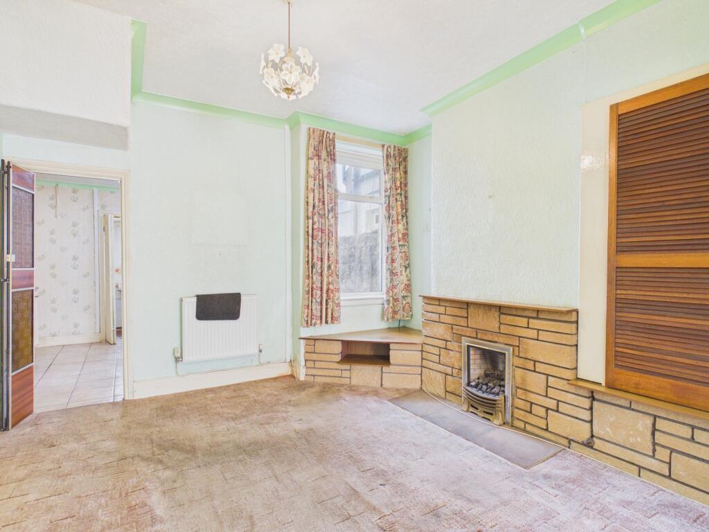 House in Barry, Gibbonsdown - More