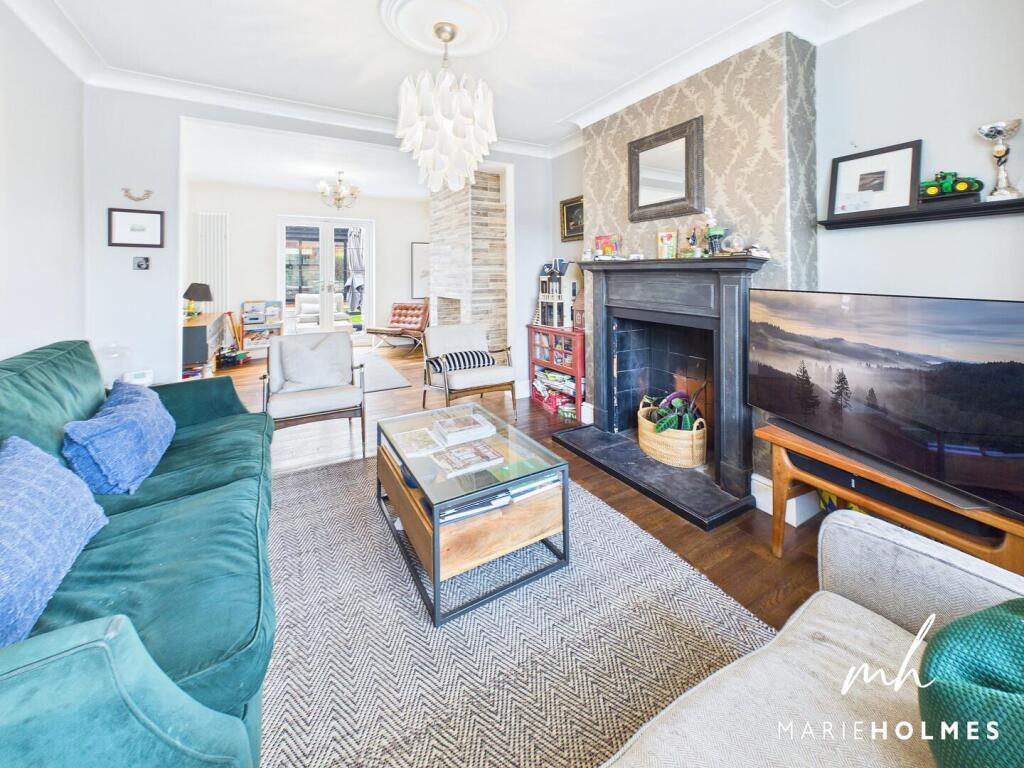 House in Preston - More