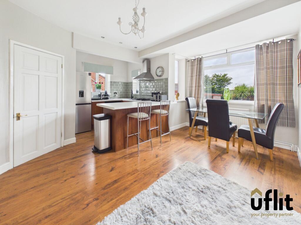 House in Rotherham, Whiston - View 4