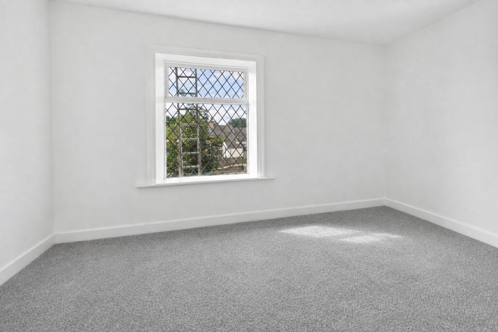 House in Bradford, Lower Wyke - View 5