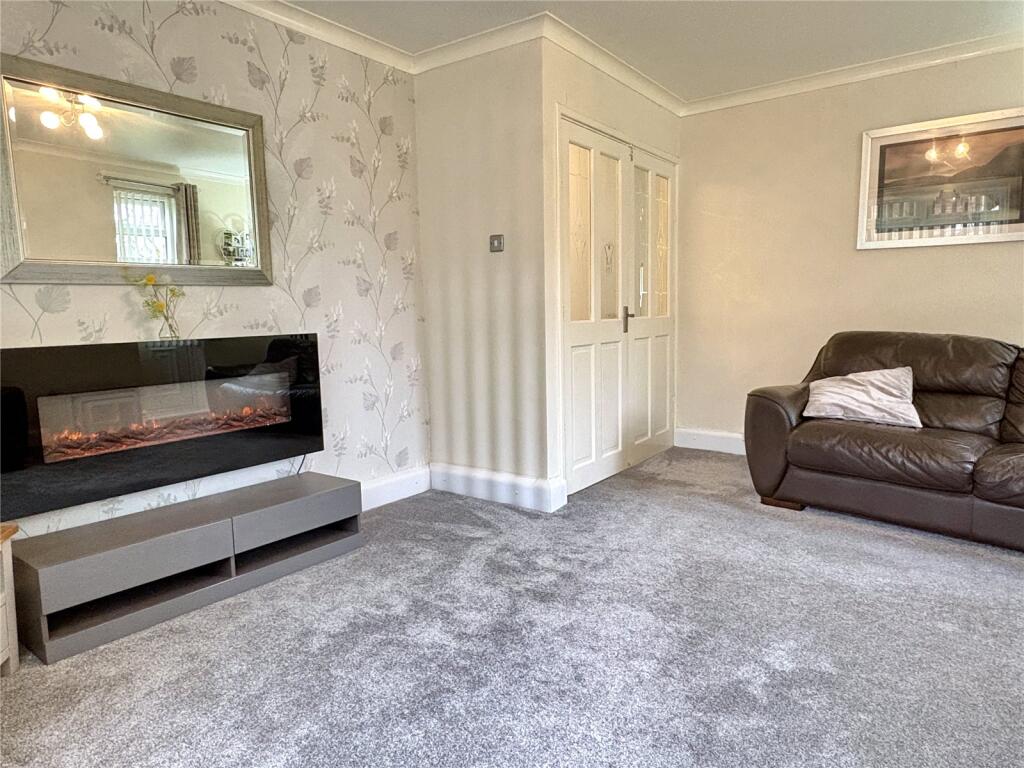 St. Marys Estate, Oldham, Greater Manchester, OL1 photo 4