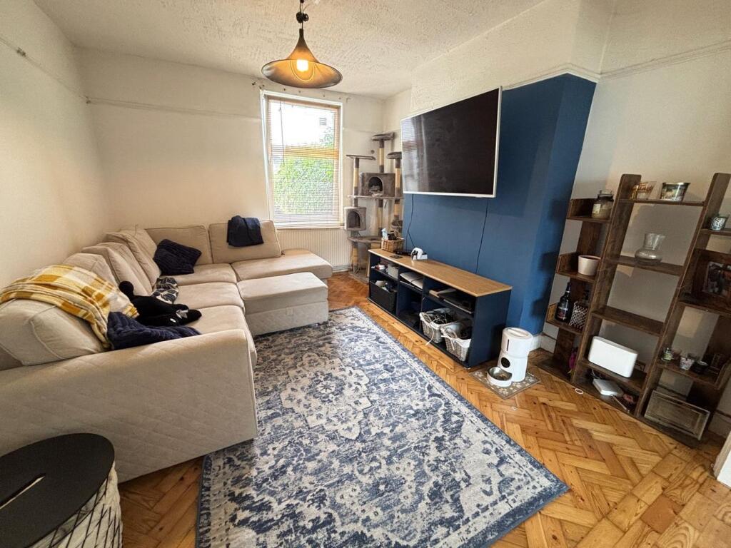 House in Swansea, Carmarthen - View 4