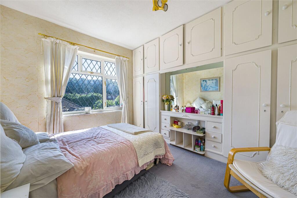 House in Dartford - View 5