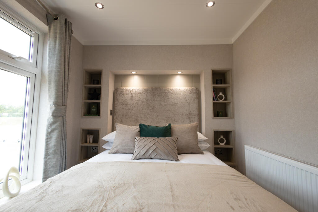 House in Redhill - View 4