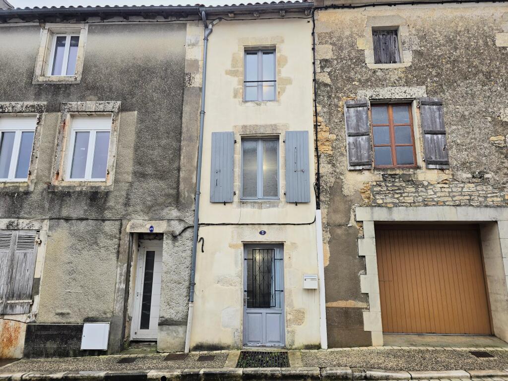 Main image of property: Poitou-Charentes, Charente, Ruffec