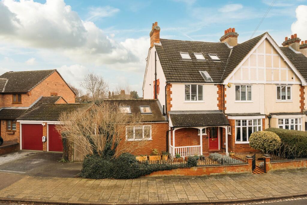 Main image of property: Beverley Crescent, Bedford, MK40