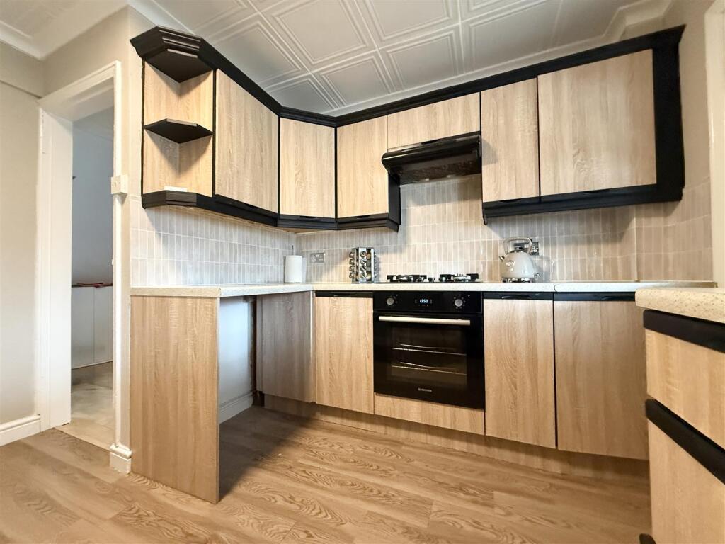 Lansdowne Grove, Wigston photo 4