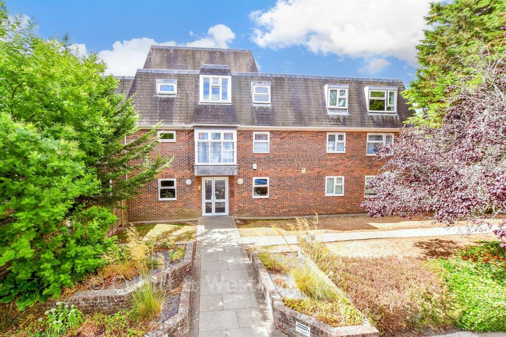 Main image of property: Richmond Avenue, Bognor Regis, West Sussex
