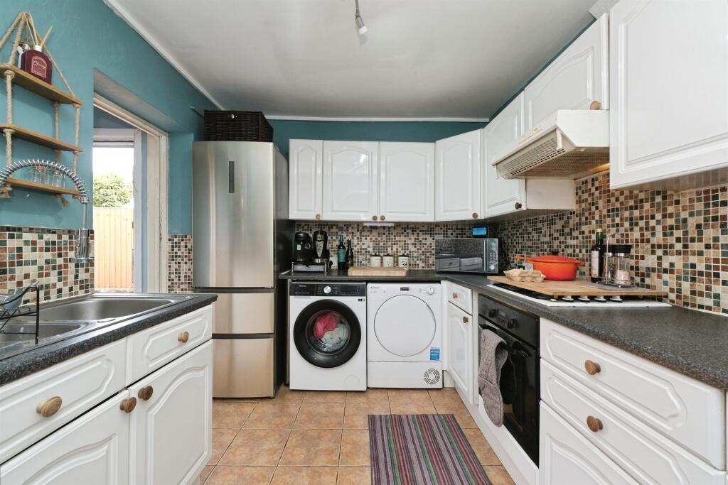 House in Ripley - View 4