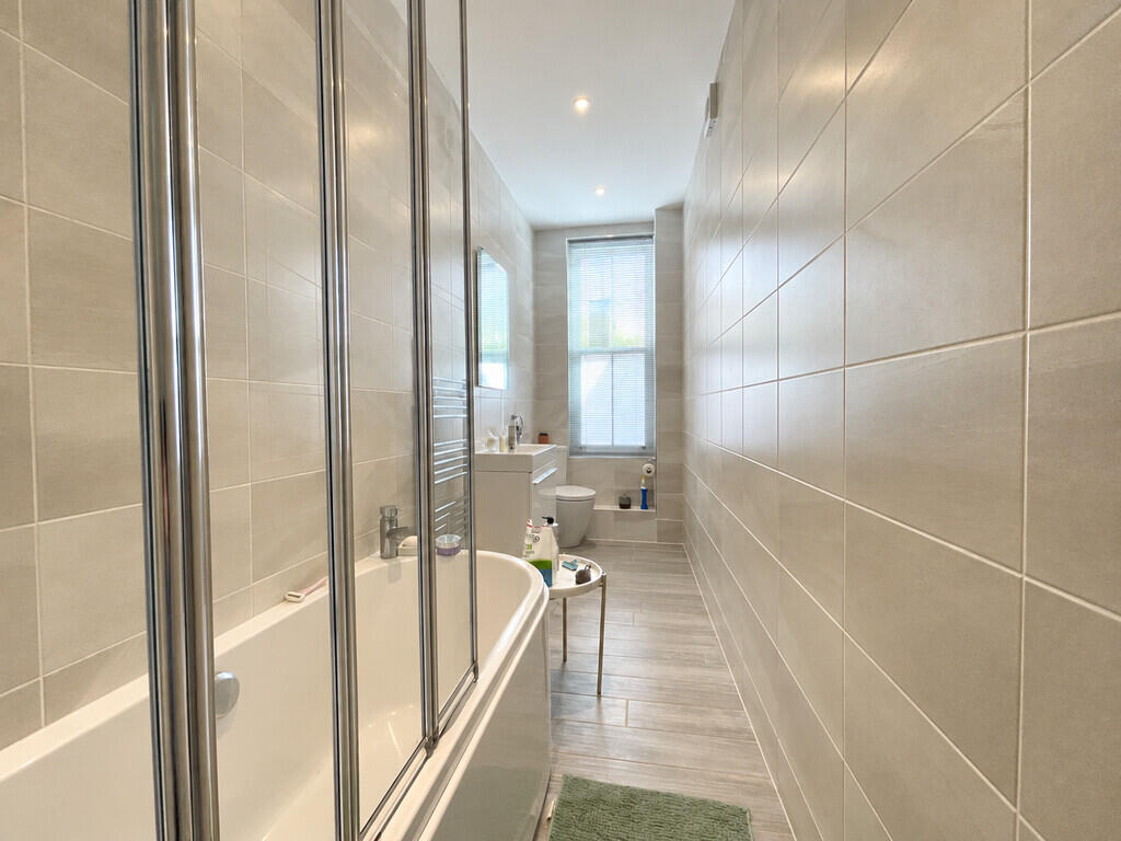 Apartment in Lincoln, New Boultham - View 5