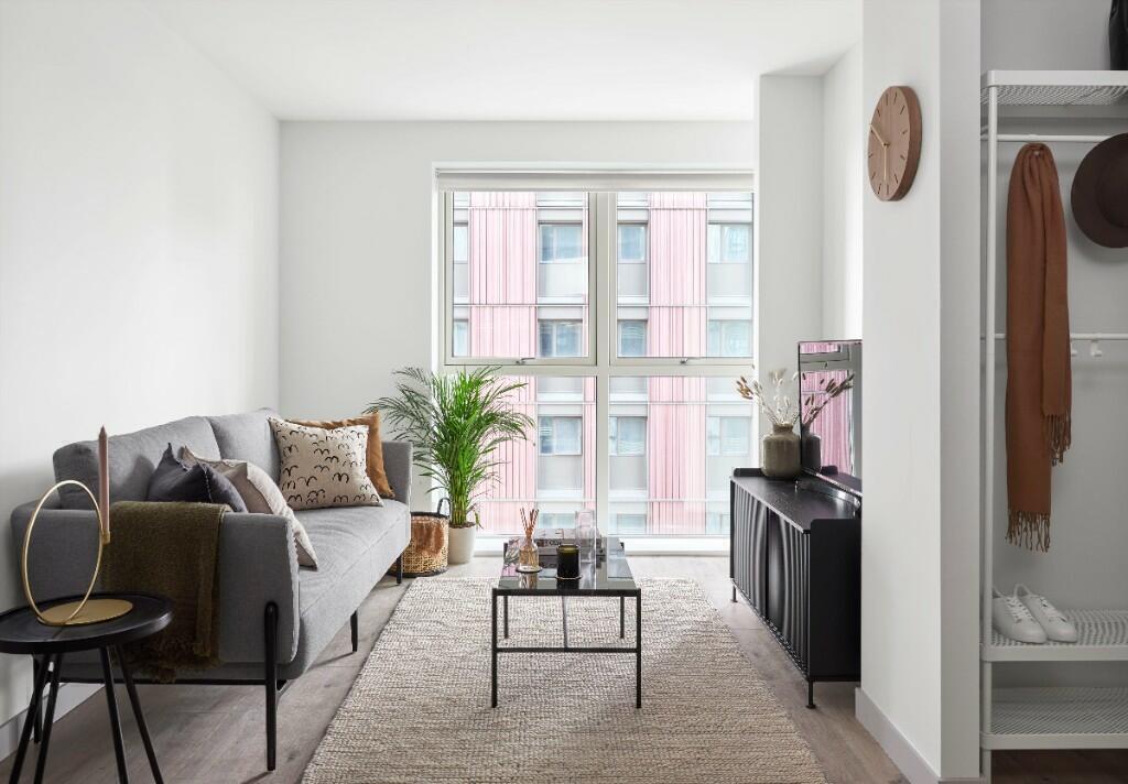 Main image of property: 57 Wheelhouse, 15 Wickford Way, London, E17