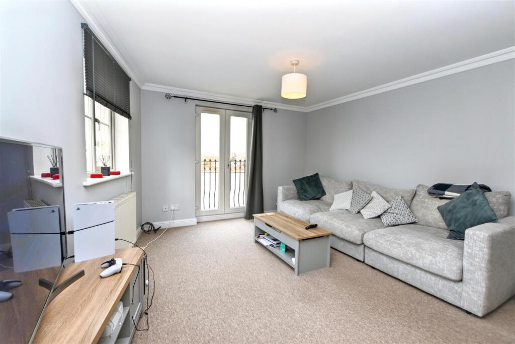 Apartment in Brighton - View 5