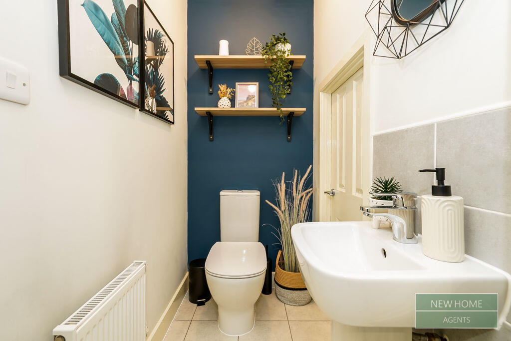 Bestwood Road , bestwood village, Nottingham, NG6 8ZW - More