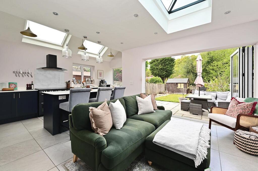 House in Basingstoke and Deane, Basingstoke - View 4