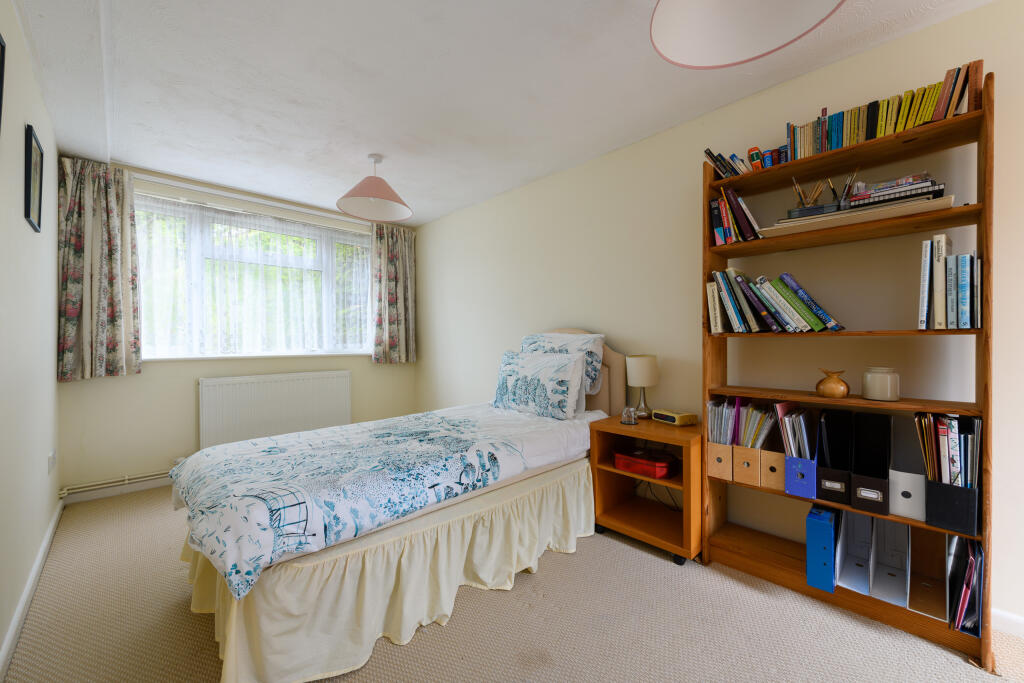 Additional image 13 of Burleigh Lane, Street