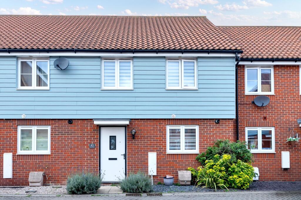 3-bed terraced on Valerian Gardens, Soham, CB7, £70,000