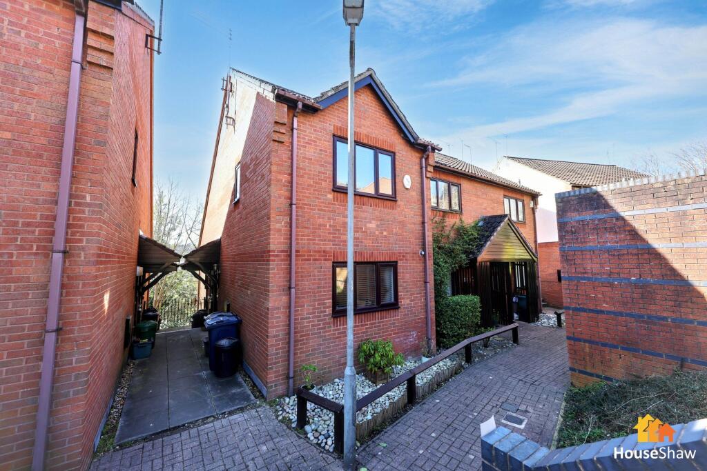 Main image of property: Wyatt Close, High Wycombe, HP13 5YX