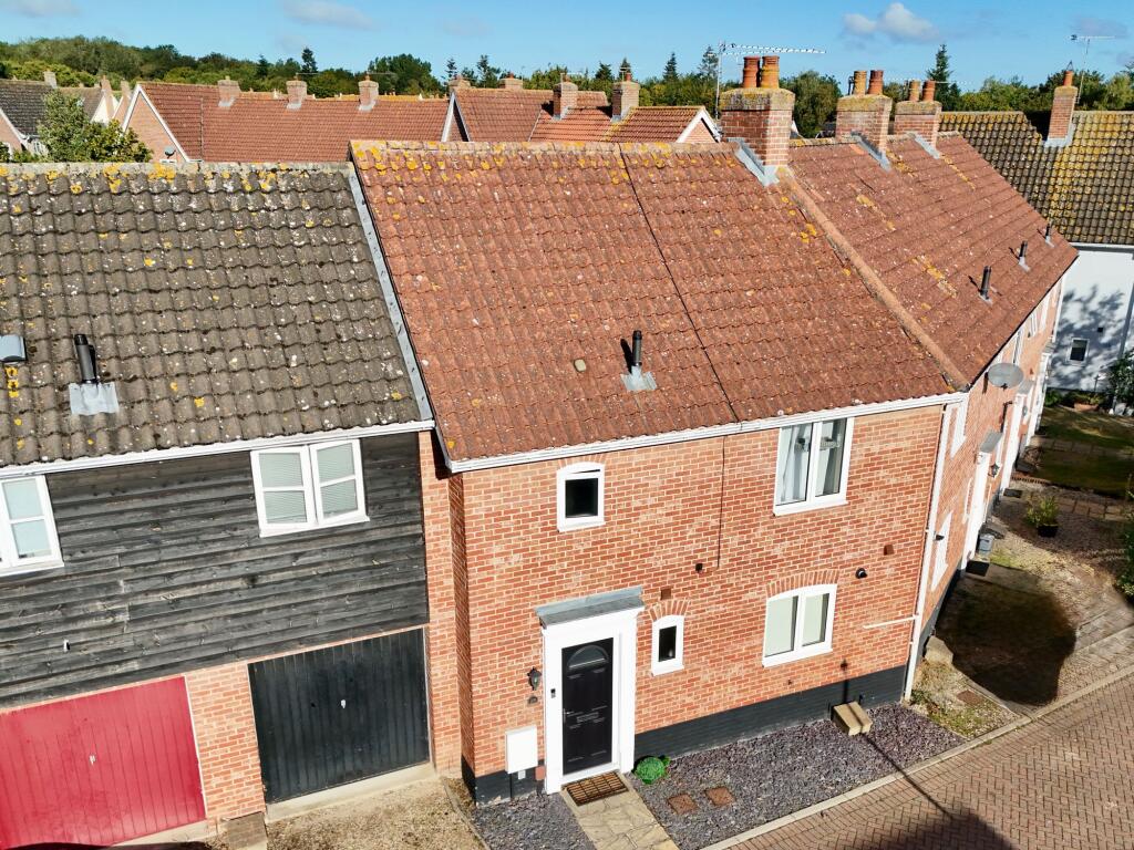 House in Ipswich - View 5