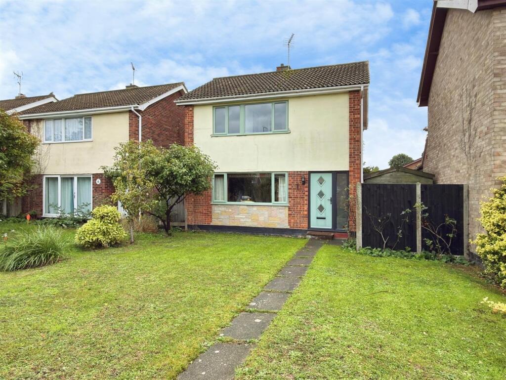 Main image of property: Osprey Green, Oulton Broad, Lowestoft, Suffolk