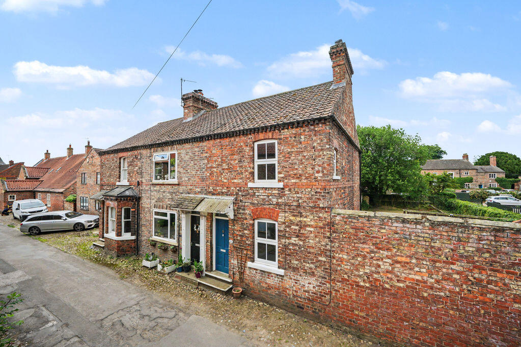 Main image of property: Dunroyal End, Dunroyal, Helperby, York, North Yorkshire YO61 2PY